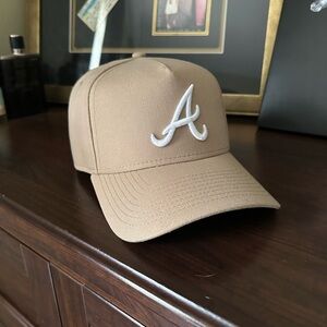Atlanta Braves New Era Cap - Khaki